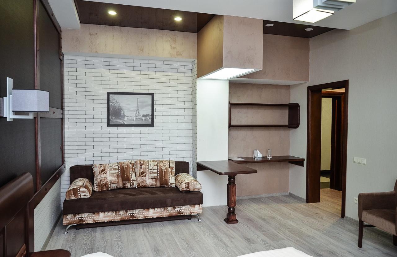 Nashe Misto Guest House Kovel Exterior photo
